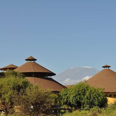 Kilima Safari Camp Hotel Oloitokitok Buitenkant foto